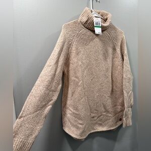 Michael Kors Oatmeal Heather Sweater new size L turtleneck